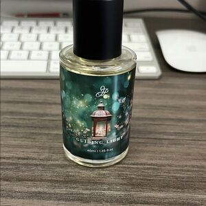 Guiding Light Perfume by - Julianna’s Perfume